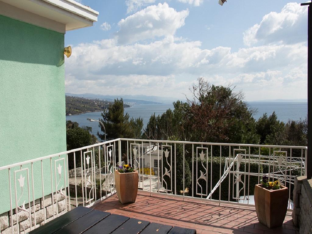 Villetta Diana Opatija Exteriör bild
